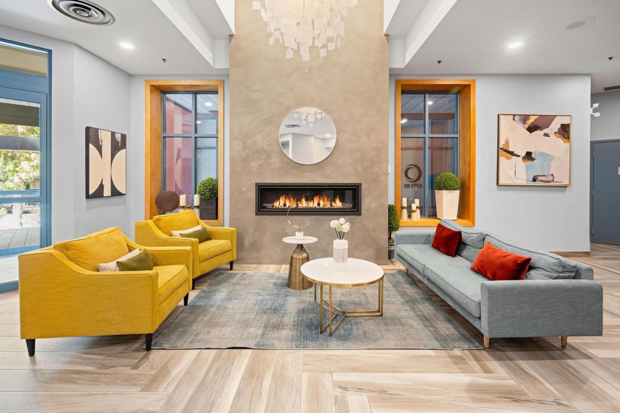 Alpenglow Lodge Queen Boho Studio By Mva Whistler Exterior foto