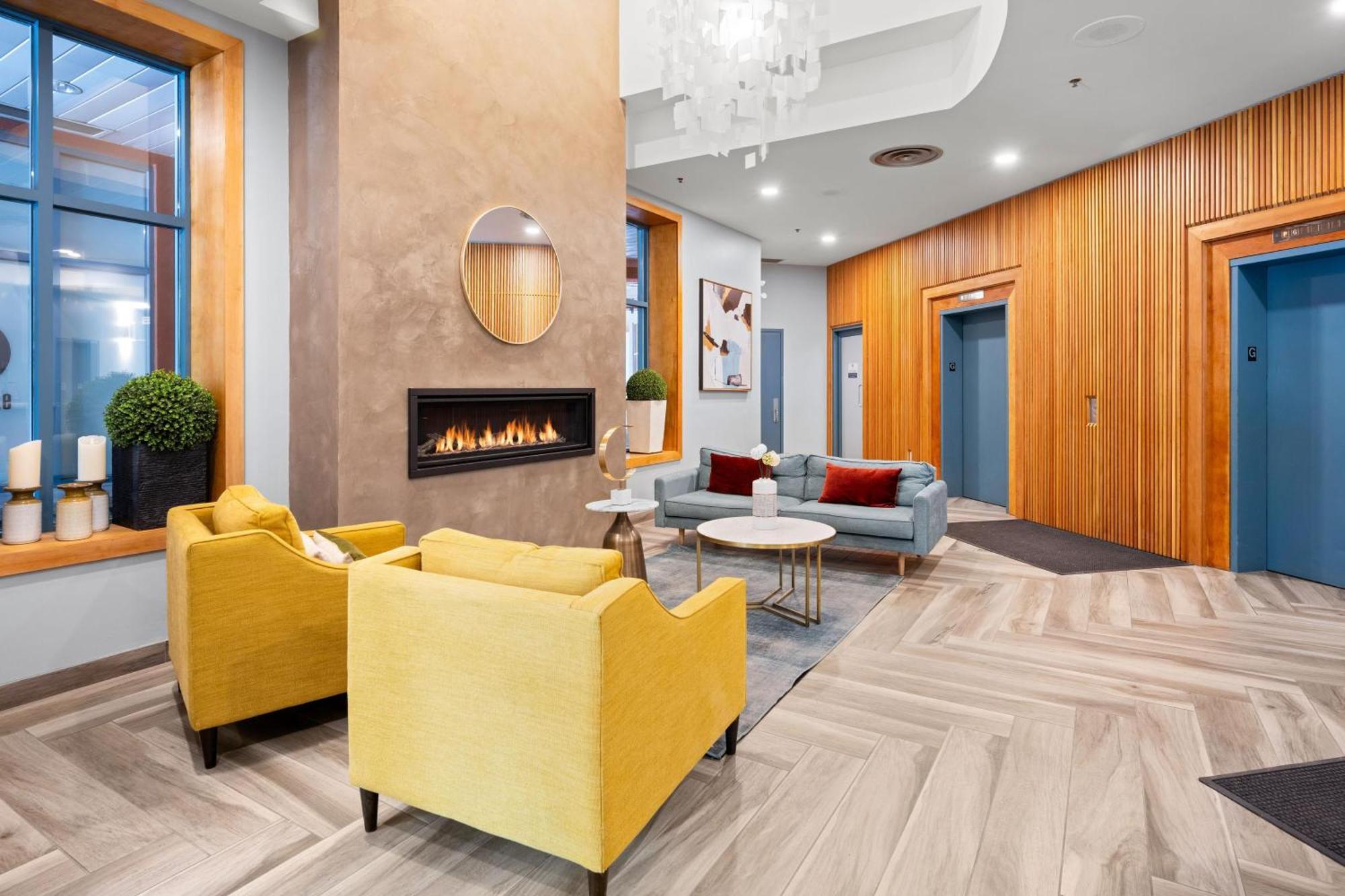 Alpenglow Lodge Queen Boho Studio By Mva Whistler Exterior foto